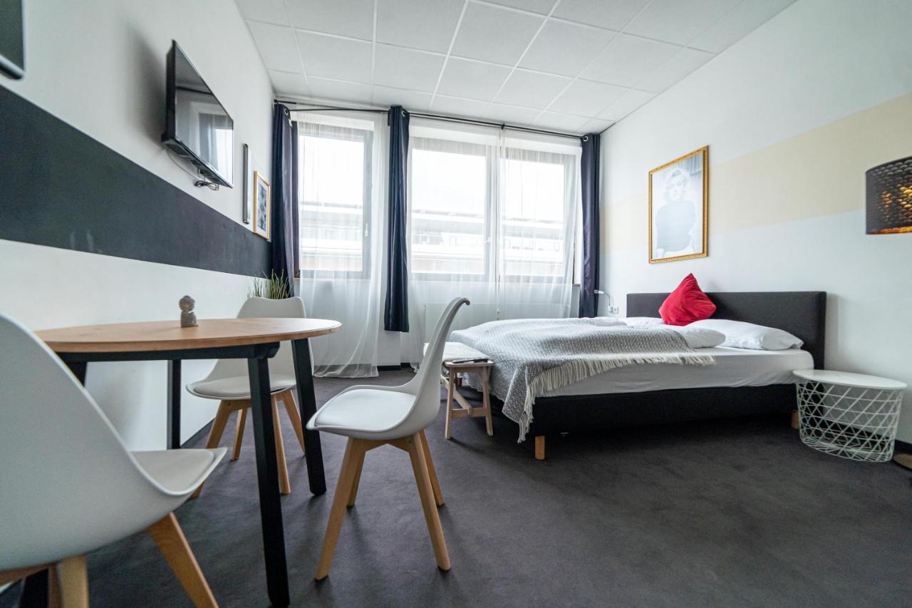 Full House Hostel Nurnberg - Shared Bath & Kitchen Eksteriør bilde